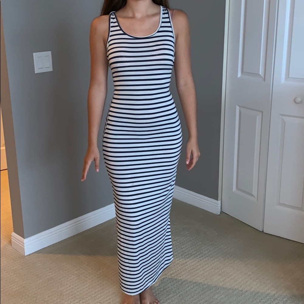 Striped fitted maxi dress